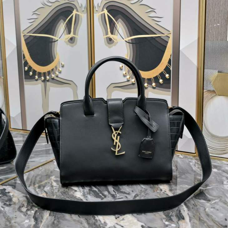 Picture of Saint Laurent Handbags _SKUfw194544643fw